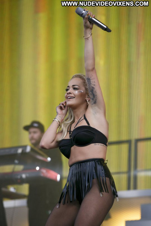 Rita Ora No Source  Posing Hot Celebrity London Beautiful Sexy Babe