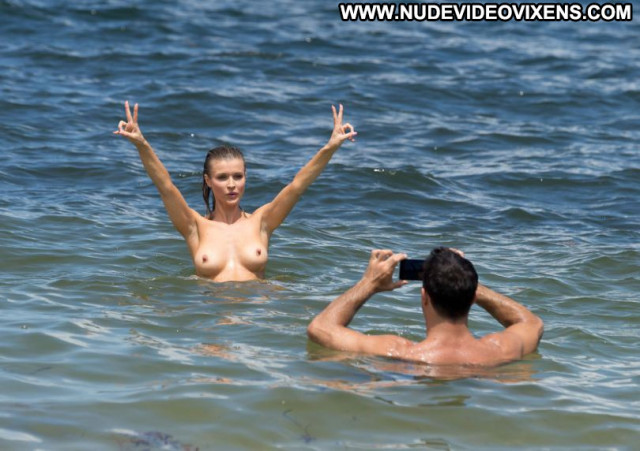 Joanna Krupa No Source Topless Candids Babe Beautiful Celebrity