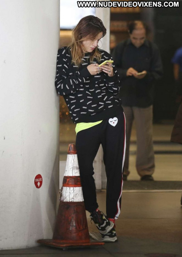 Bella Thorne Los Angeles Angel Beautiful Los Angeles Babe Posing Hot