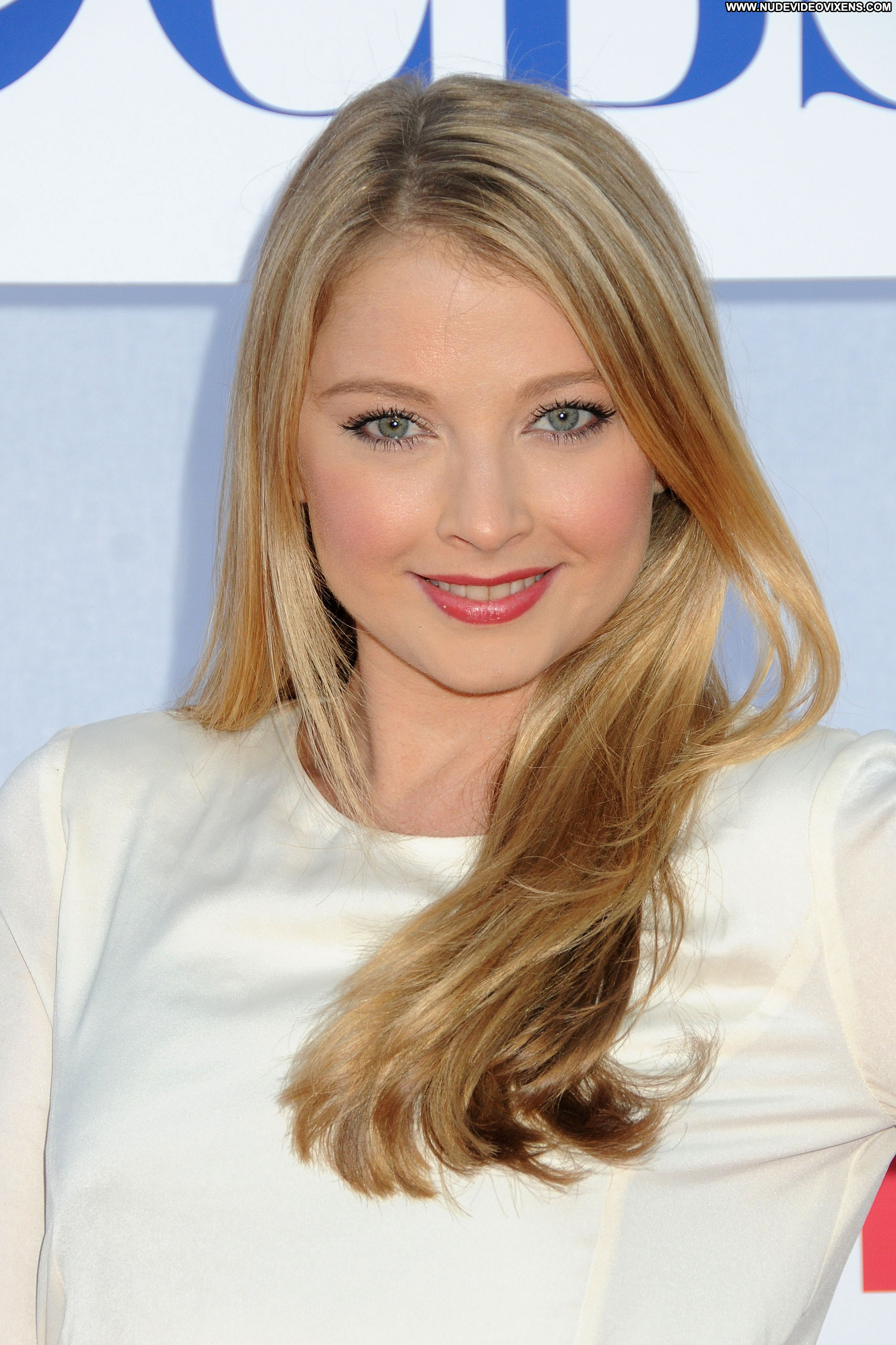 Elisabeth Harnois Babe Beautiful Celebrity Posing Hot